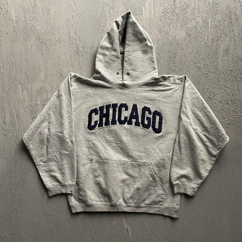 Vintage Chicago Spell Out Hoodie Unisex Medium Grey 90s The Cotton Exchange